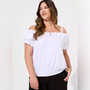 NWT Torrid Super Soft Cold Shoulder Eyelet Ruffle Crop Top Size 4X White
